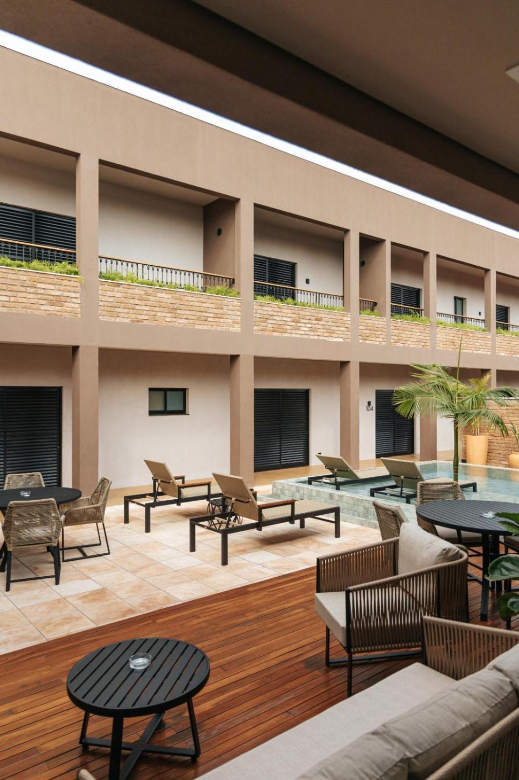 Villa Nova Hotel Ribeirao Claro Extérieur photo